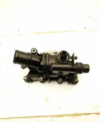 Mercedes-Benz CLA C118 X118 Thermostat/thermostat housing A2822030175
