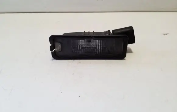 Volkswagen Amarok Number plate light 1K8943021