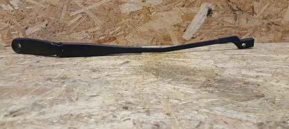 Volvo XC60 Front wiper blade arm 30753525