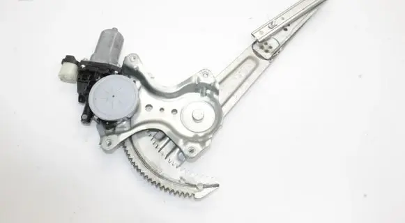 Mitsubishi Outlander Front door window regulator with motor 