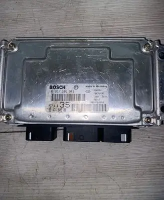 Peugeot 206 Engine control unit/module ME744 82919863