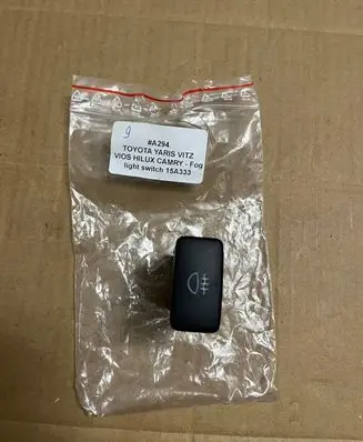 Toyota Land Cruiser (J120) Windscreen/window heater switch 15A333 4A294 30350283