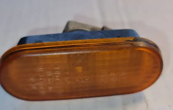 Volkswagen Polo III 6N 6N2 6NF Front fender indicator light 3A0949117 1H0949111