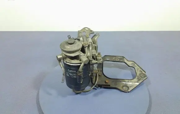 Toyota Avensis T270 Fuel filter housing