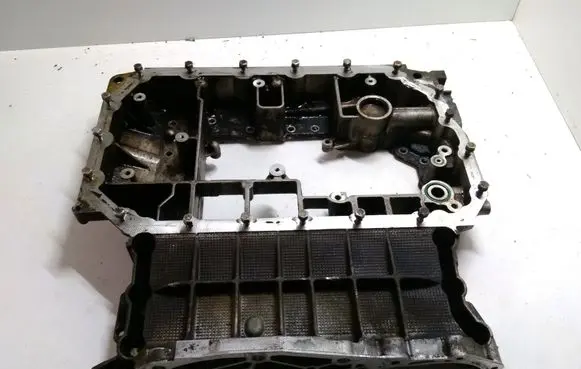 Audi A6 S6 C6 4F Oil sump 06E103603Q