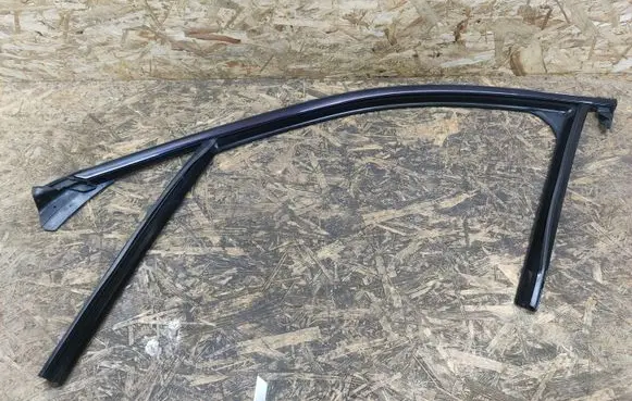 Alfa Romeo Giulia Front door glass trim molding 50545062 50543217