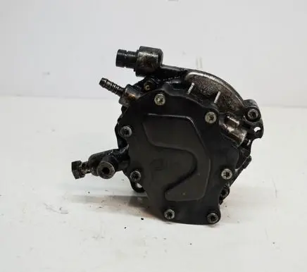 Volkswagen Phaeton Vacuum pump 07Z145209B