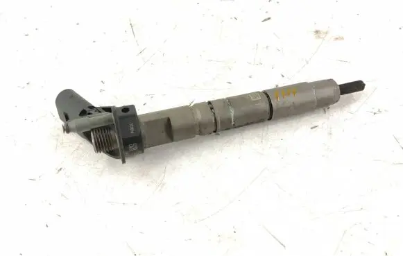 Mercedes-Benz E W212 Fuel injector DALISID2438 6420701187 A6420701187