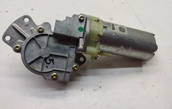 Audi A6 Allroad C5 Seat adjustment motor 3B0959762AJ 3B0959762 01285258