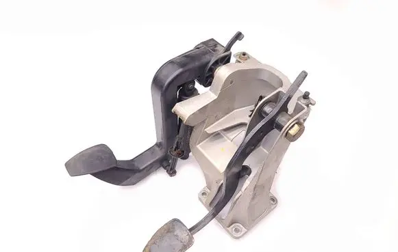 Volkswagen II LT Pedal assembly 2D0721111A A90612902416 A90612902016