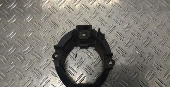 Toyota RAV 4 (XA30) Fog light bracket 5212042020