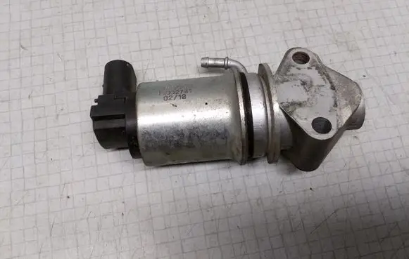 Volkswagen Golf V Other engine bay part 43002741