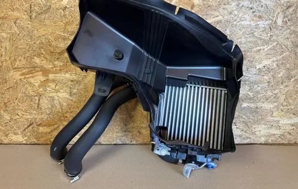 Opel Grandland X Intercooler radiator 9675627980 9840180980 9803779180