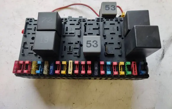 Volkswagen Transporter - Caravelle T4 Fuse box set 357937039