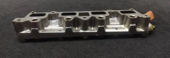 Volkswagen Golf VI Intake manifold GK284AHB