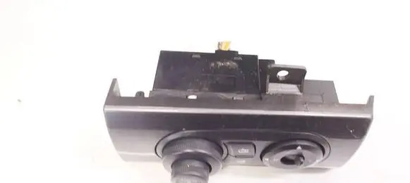 Chevrolet Captiva Headlight level height control switch EQ0J01