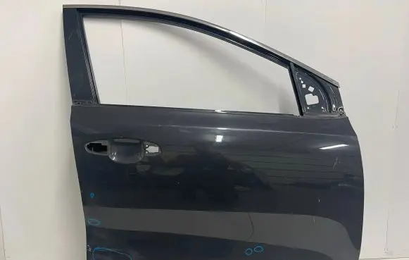 KIA Sportage Front door