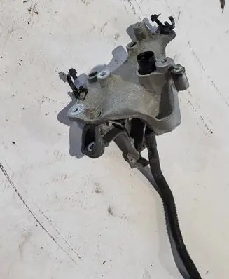 Renault Trafic III (X82) Engine mounting bracket 648606762R