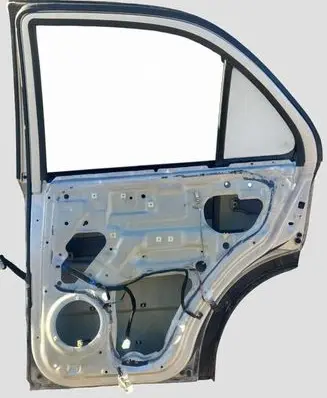 KIA Sorento Rear door
