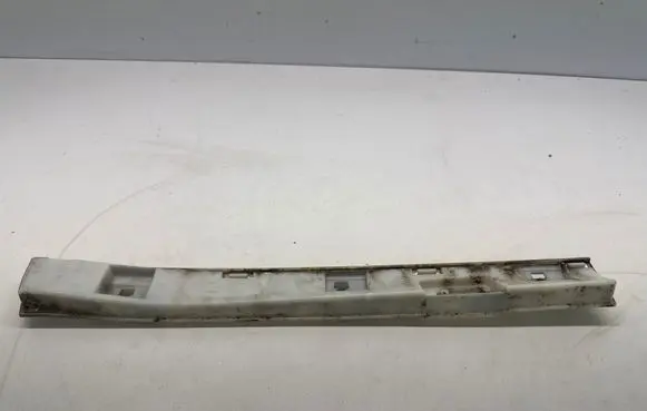 BMW M4 F82 F83 Sill supporting ledge 8054322