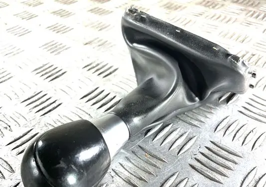 Volvo V60 Gear lever shifter trim leather/knob