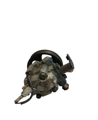 Subaru Impreza II Power steering pump 7005047
