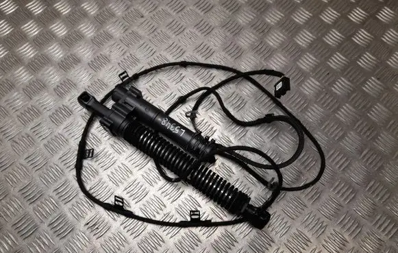 BMW 5 F10 F11 Tailgate/trunk/boot tension spring 7373438