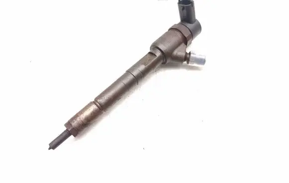 Opel Combo C Fuel injector 0445110183