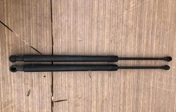 Audi A3 S3 8P Tailgate strut 8P3827552