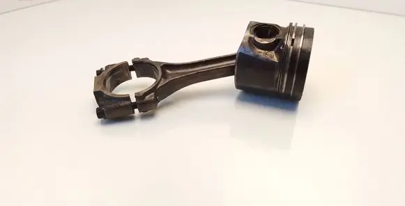 Volkswagen Bora Piston with connecting rod