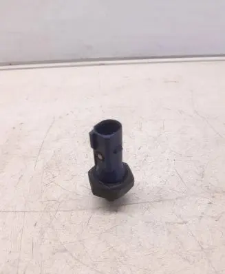 Audi A5 8T 8F Oil pressure sensor 06H919081A