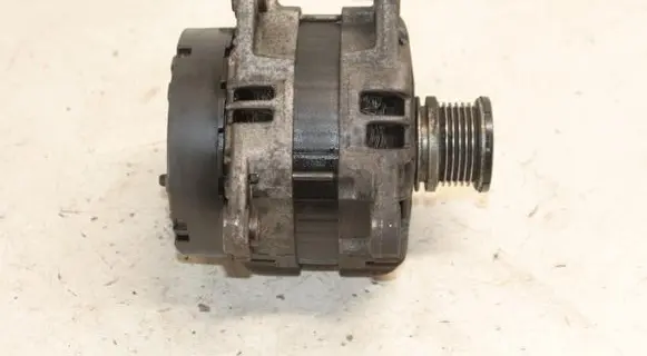 Audi A4 S4 B8 8K Generator/alternator 03L903017E