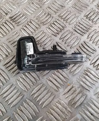 Volvo XC60 Mirror indicator light 31385685 31352849