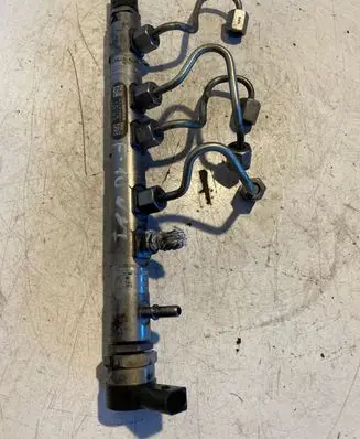BMW 5 F10 F11 Fuel main line pipe 7809128 0445214183
