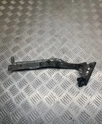 Audi A4 S4 B8 8K Fender mounting bracket 8K0821136
