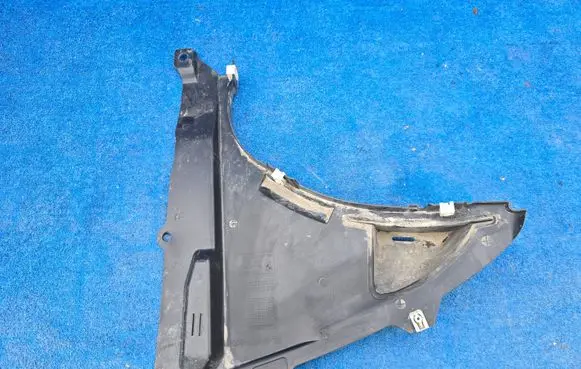 BMW X1 U11 Front wheel arch liner splash guards 9465703