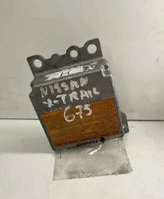 Nissan X-Trail T30 Airbag control unit/module 988209H600 020122