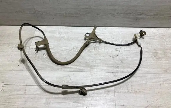 Toyota Yaris ABS brake wheel speed sensor 89543-0d050