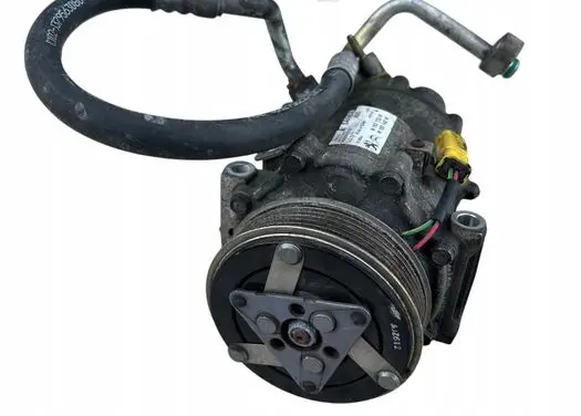 Opel Movano C Air conditioning (A/C) compressor (pump) 9819711380