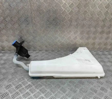 BMW X2 U10 Windshield washer fluid reservoir/tank 5A0BBE6