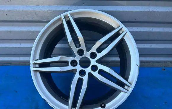 Audi A4 S4 B9 8W R19 alloy rim 8W0601025AM