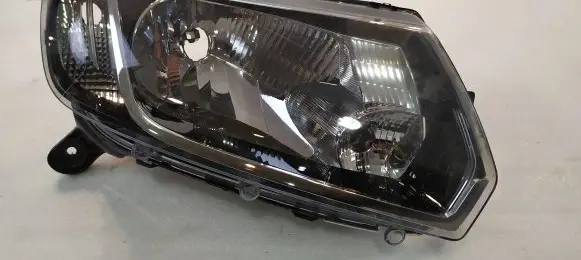 Dacia Sandero Headlight/headlamp 260107615R 90029995
