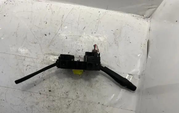 Nissan Navara D22 Indicator stalk