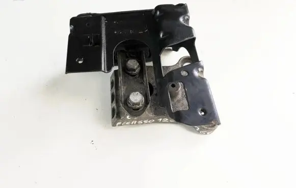 Citroen C3 Picasso Engine mounting bracket
