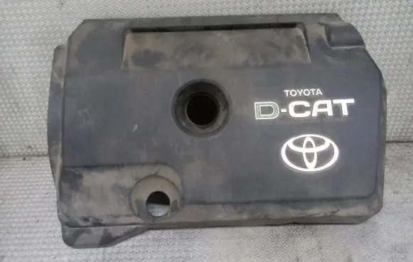Toyota Avensis T250 Engine cover (trim)