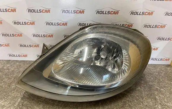 Opel Vivaro Headlight/headlamp 7700311383