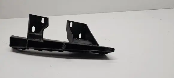 Audi Q7 4L Front bumper mounting bracket 4L0807333
