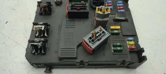 Peugeot 407 BSM Control unit 