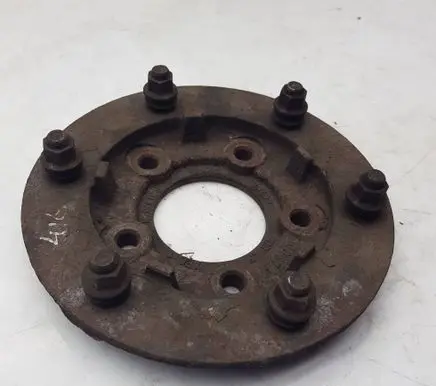 Mercedes-Benz Sprinter W901 W902 W903 W904 Front wheel hub 904334