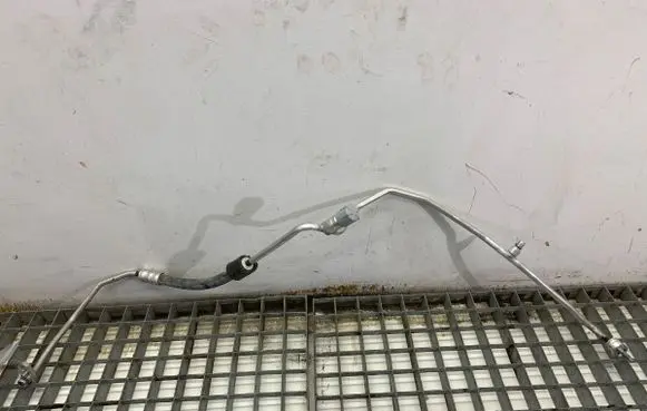 Skoda Octavia Mk4 Air conditioning (A/C) pipe/hose 5Q0816741C